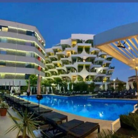 Thomas Luxury Apartment Navodari Luaran gambar