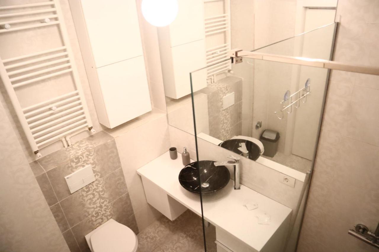 Thomas Luxury Apartment Navodari Luaran gambar