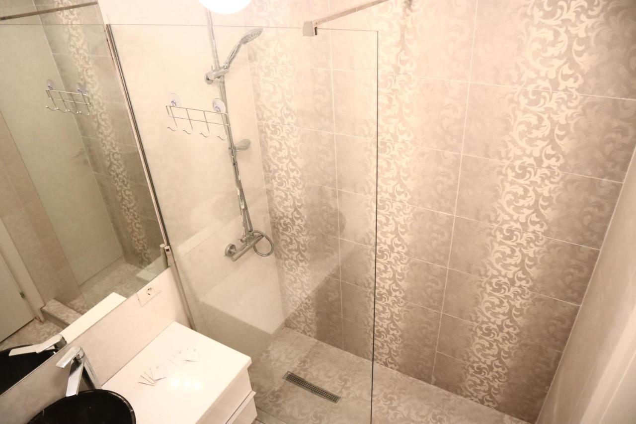 Thomas Luxury Apartment Navodari Luaran gambar